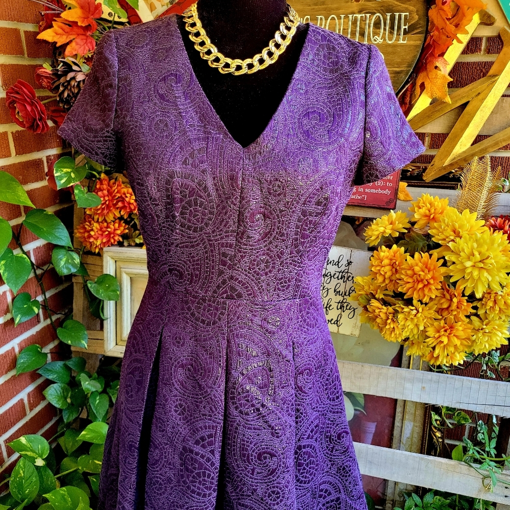 Banana Republic Dress - Picture 3 of 10